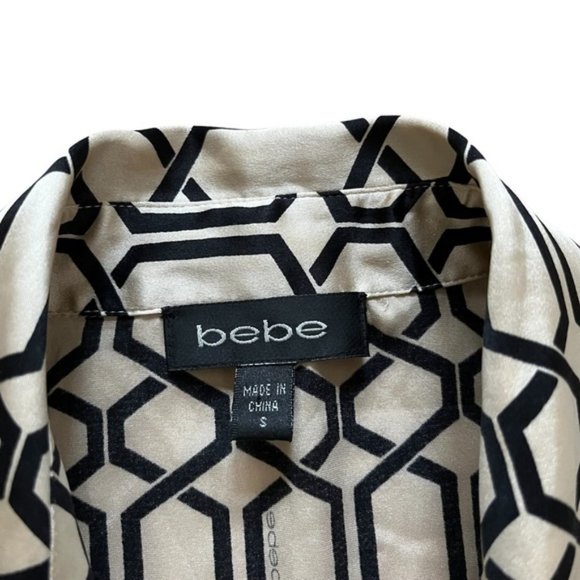 Bebe Blouse Size Small - Picture 4 of 8
